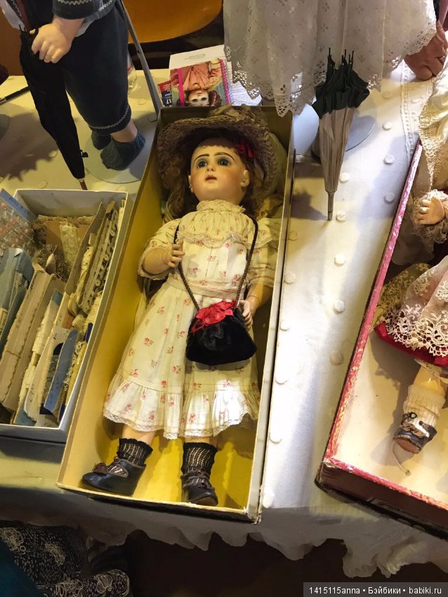 Выставка кукол и мишек в Брюгге