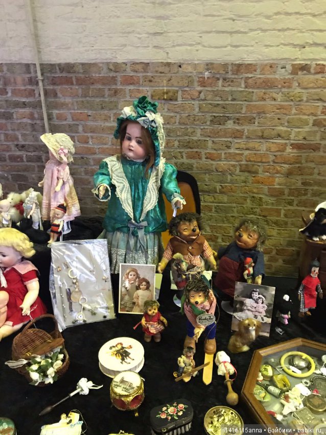 Выставка кукол и мишек в Брюгге