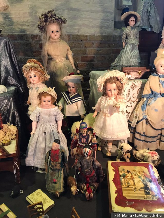 Выставка кукол и мишек в Брюгге