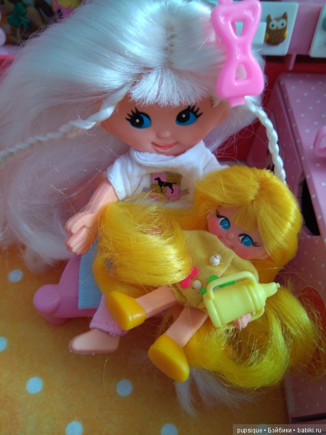 Приехала сестра Венди. Мини Флэтси. Плоская винтажная гибкая кукла (фото 5)