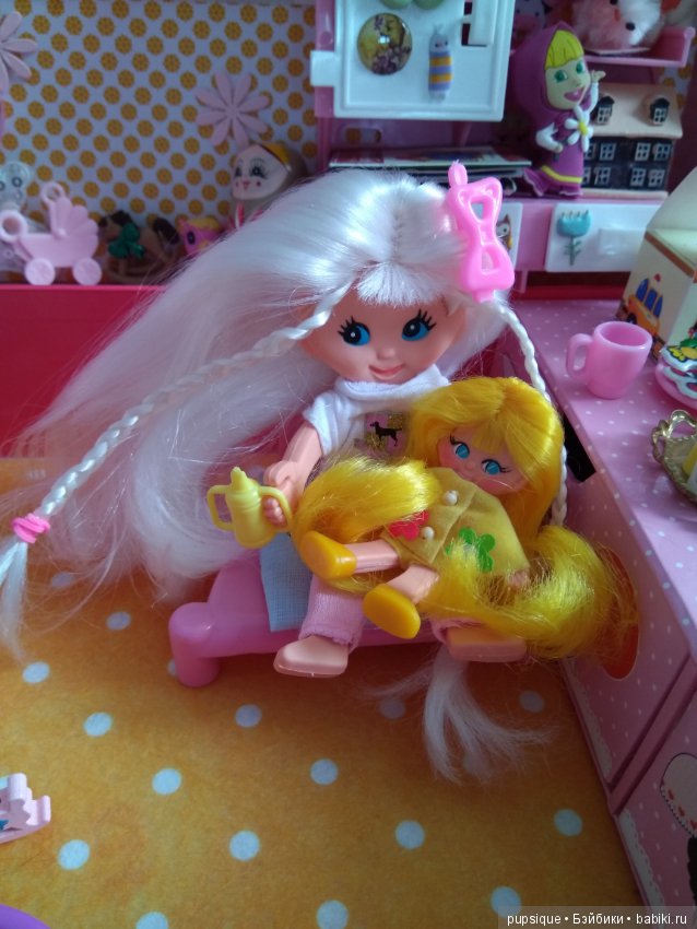 Приехала сестра Венди. Мини Флэтси. Плоская винтажная гибкая кукла (фото 4)