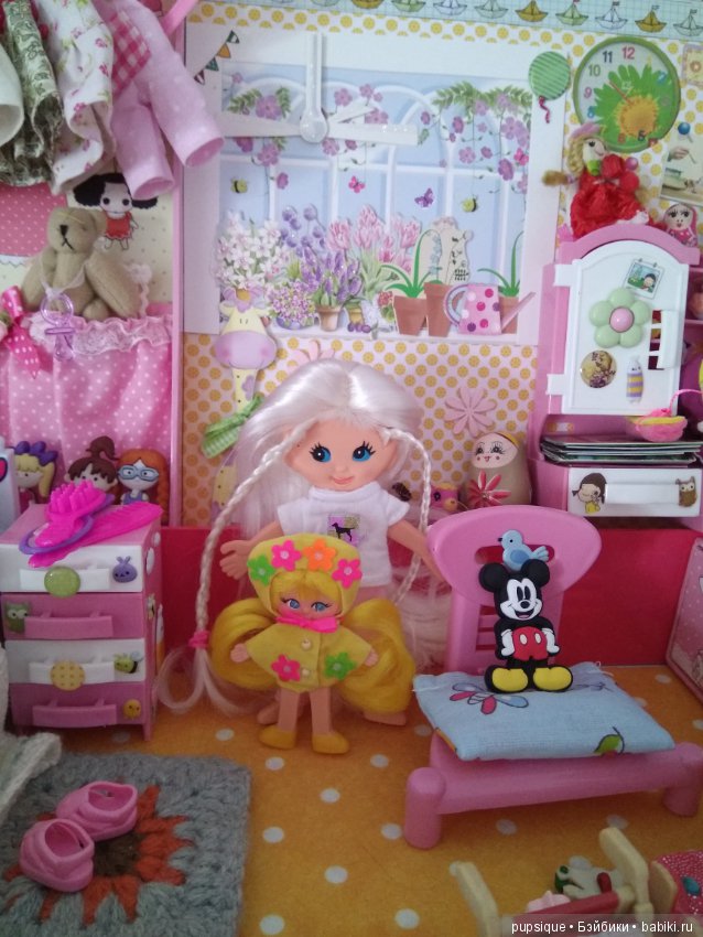 Приехала сестра Венди. Мини Флэтси. Плоская винтажная гибкая кукла (фото 2)