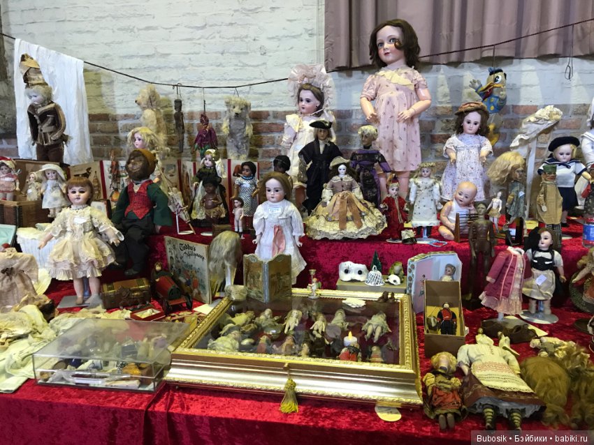 Брюгге . Выставка кукол и мишек тедди. Часть вторая
