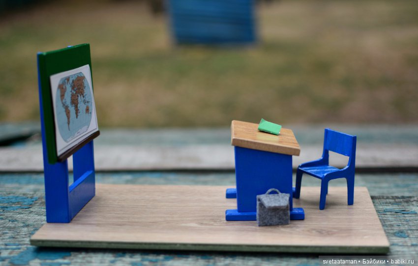 А мышки уже приготовились к школе