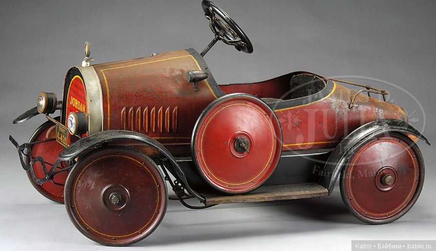 Антикварные педальные машинки (фото 6)