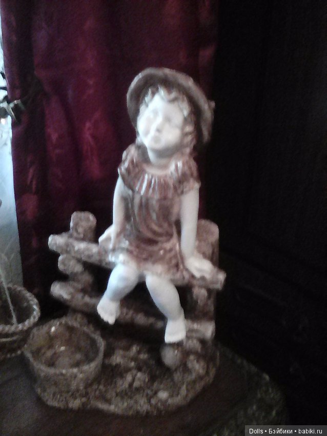 Очаровательные мальчик и девочка в композиции (фото 4)