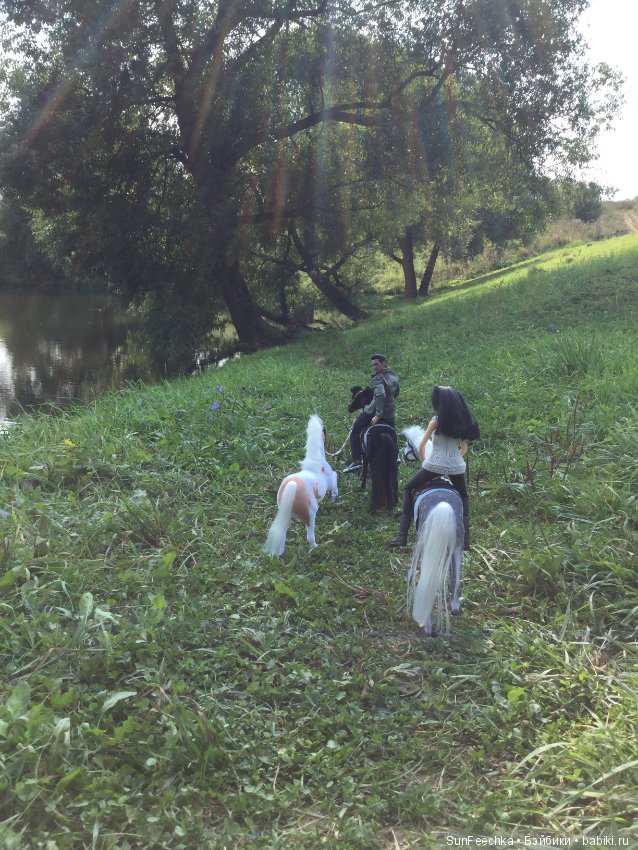 Фотоотчёт о верховой прогулке: сентябрь 2017 года