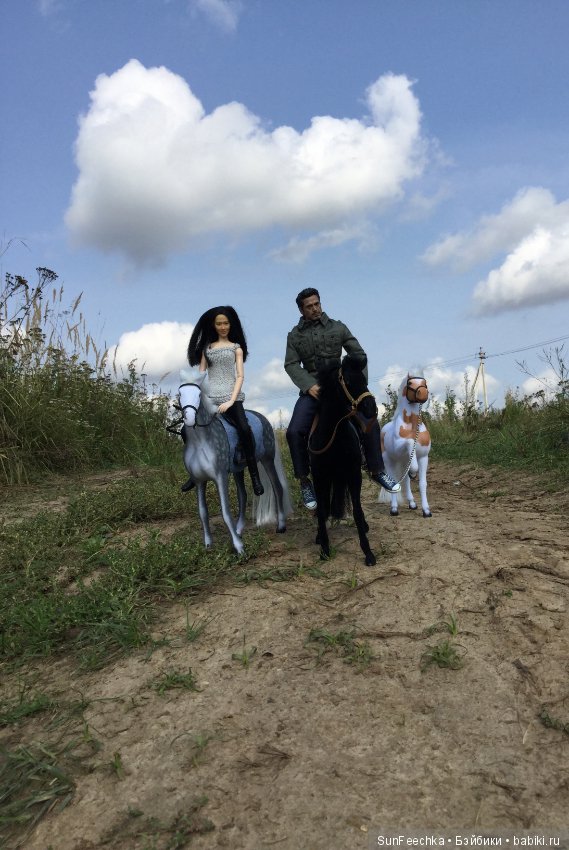 Фотоотчёт о верховой прогулке: сентябрь 2017 года