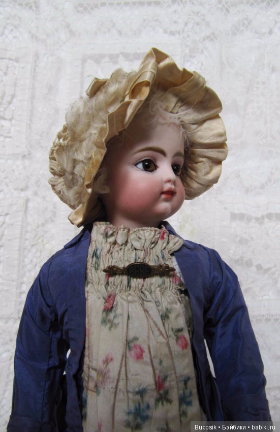 Интересная маленькая Block Letter FG Bebe Bru-type Body (фото 6)