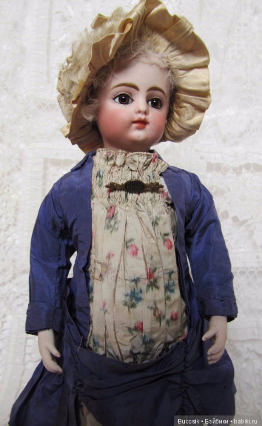 Интересная маленькая Block Letter FG Bebe Bru-type Body (фото 3)