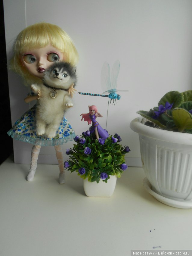 Элис стала подвижной.Ошарнирили девочку