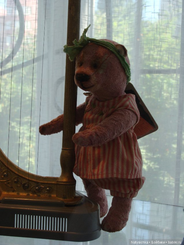 Выставка авторской куклы и игрушки "Страна чудес" в Тольятти 1 часть
