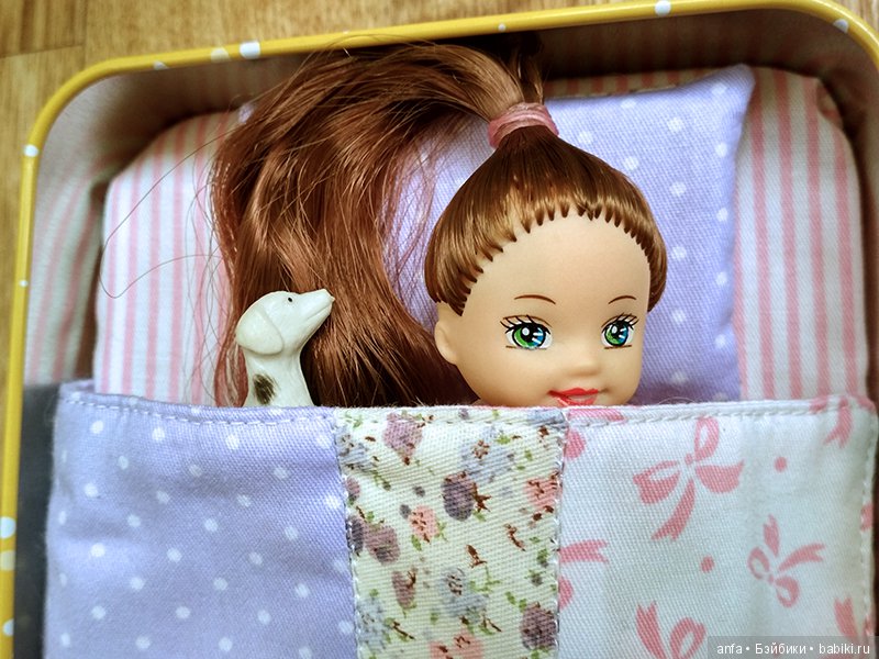 Остатки сладки. Домик, кроватка для маленькой куколки