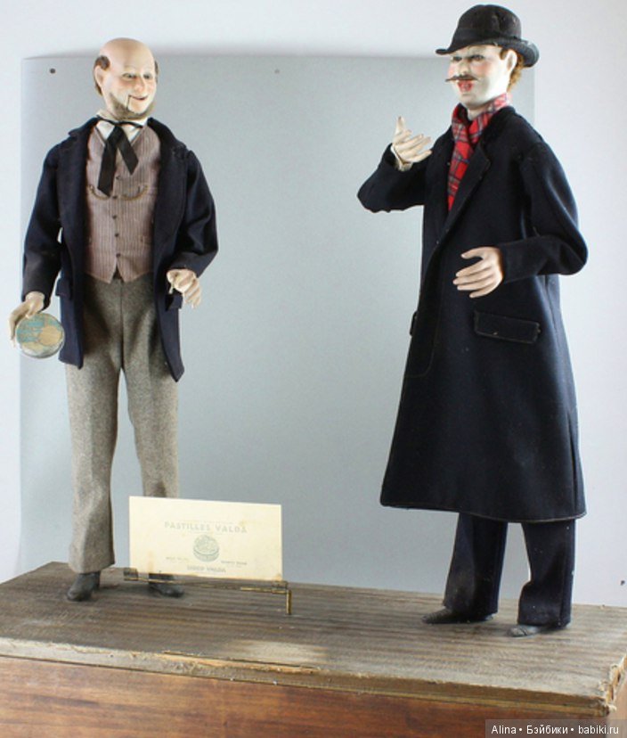 Автоматон рекламирующий пастилки от кашля