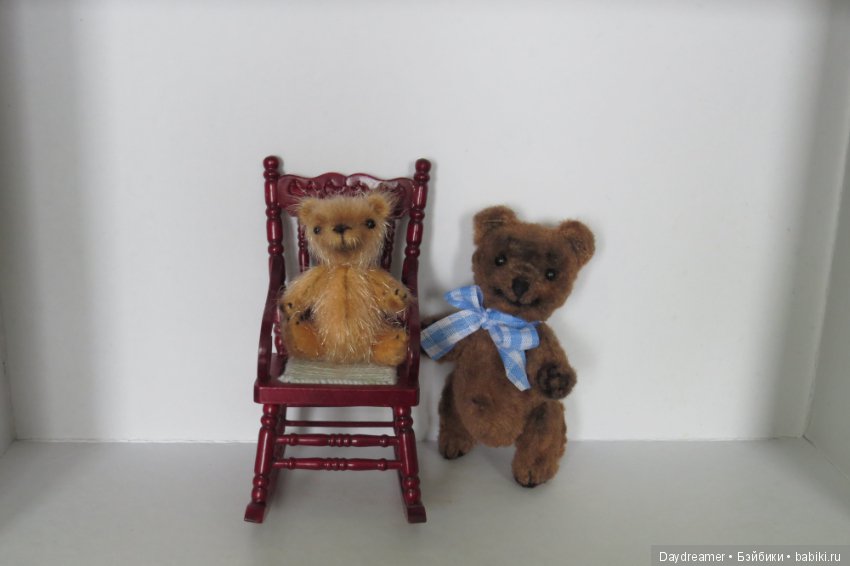 Еще один маленький медвежонок - Плюшик