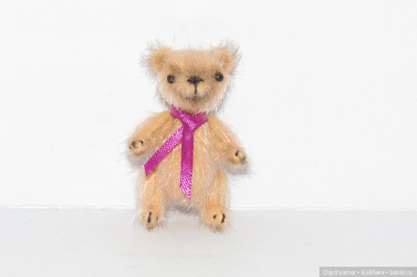 Еще один маленький медвежонок - Плюшик