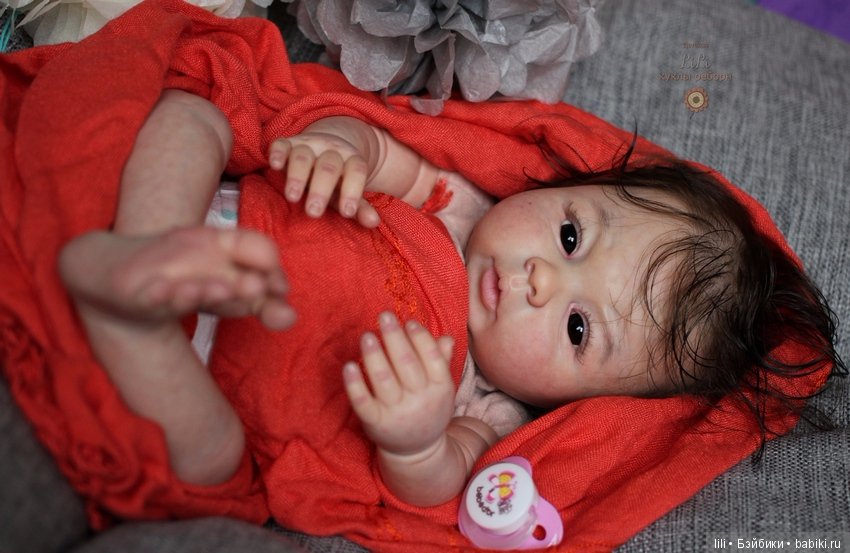 Малышка азиаточка Соледад, скульптор Ping Lau