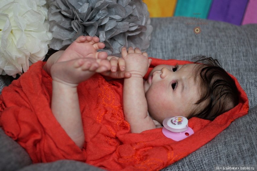 Малышка азиаточка Соледад, скульптор Ping Lau