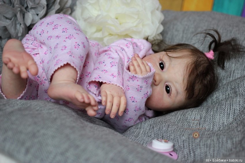 Малышка азиаточка Соледад, скульптор Ping Lau