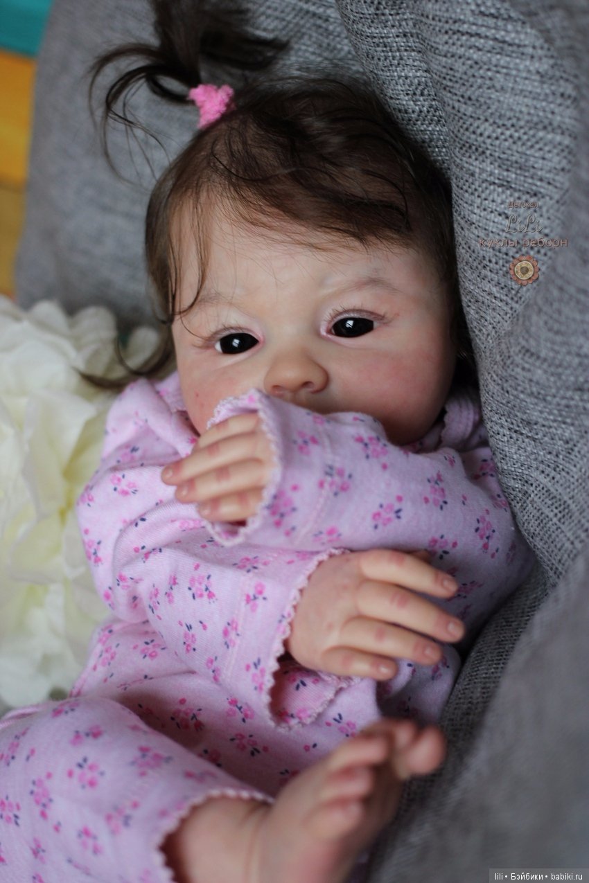 Малышка азиаточка Соледад, скульптор Ping Lau