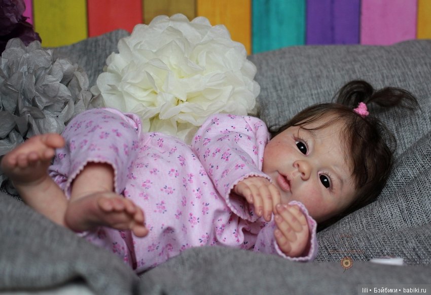 Малышка азиаточка Соледад, скульптор Ping Lau