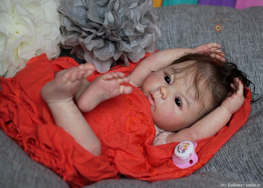 Малышка азиаточка Соледад, скульптор Ping Lau