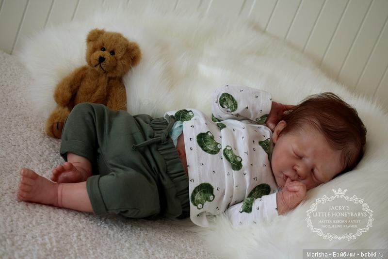 Lil`Chick скульптора Phil Donnelly, автор прототипа Jacqueline Kramer