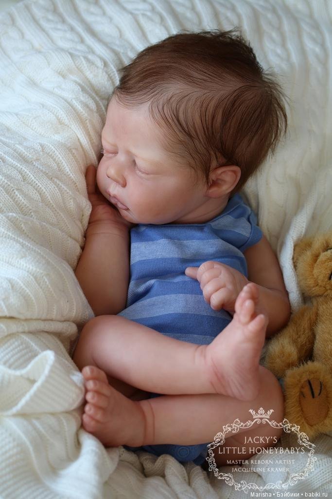 Lil`Chick скульптора Phil Donnelly, автор прототипа Jacqueline Kramer