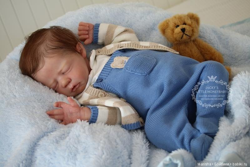 Lil`Chick скульптора Phil Donnelly, автор прототипа Jacqueline Kramer