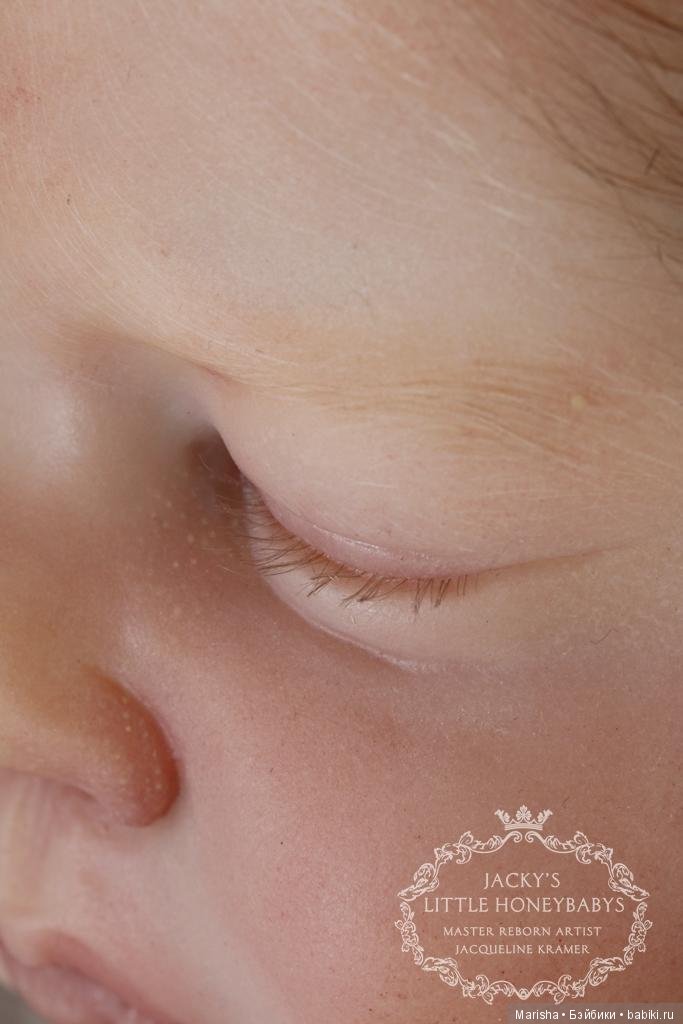 Lil`Chick скульптора Phil Donnelly, автор прототипа Jacqueline Kramer