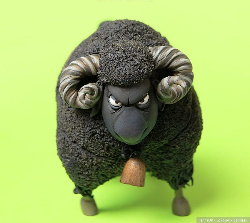 Сказочная миниатюра с характером от Caroline McFarlane-Watts