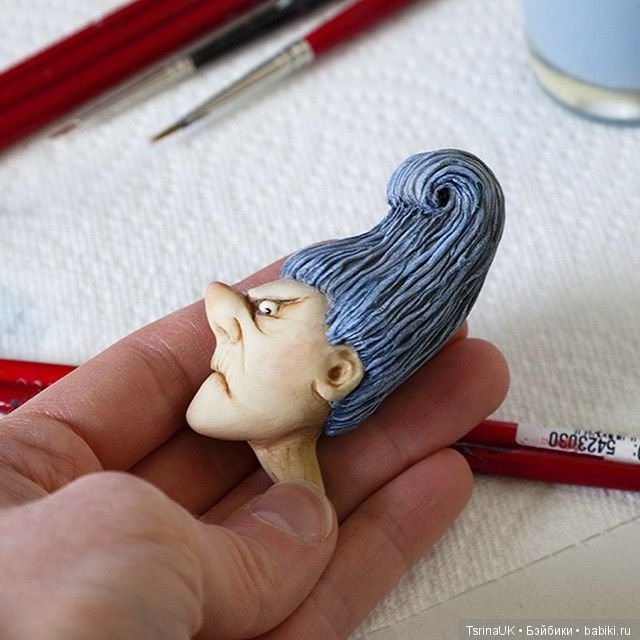 Сказочная миниатюра с характером от Caroline McFarlane-Watts