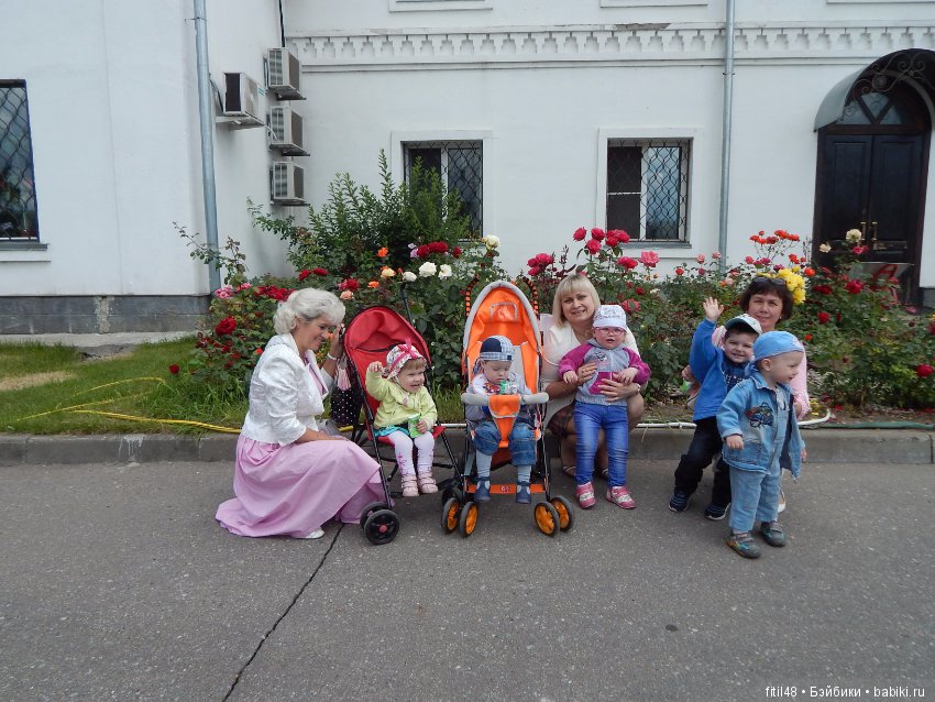Мы пришли с тобой в зоопарк, дружок