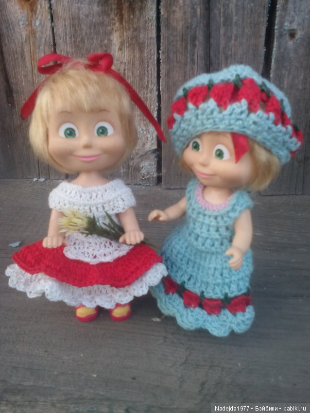 Наши Маша и Даша... Машино перевоплощение в Красную шапочку (фото 2)