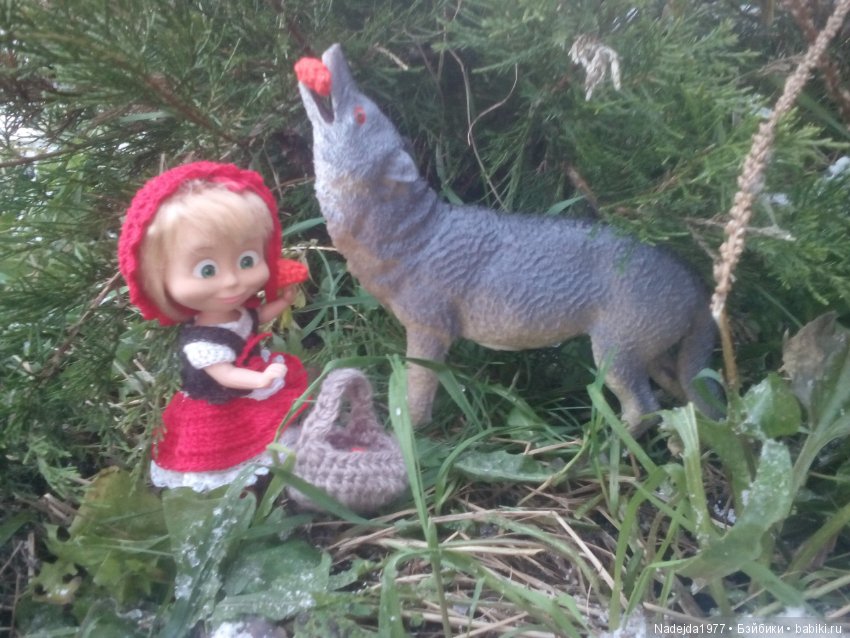 Наши Маша и Даша... Машино перевоплощение в Красную шапочку (фото 9)