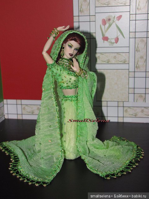 Индийский традиционный наряд для куклы ФР. в качестве модели Vanessa color theraphy (фото 6)
