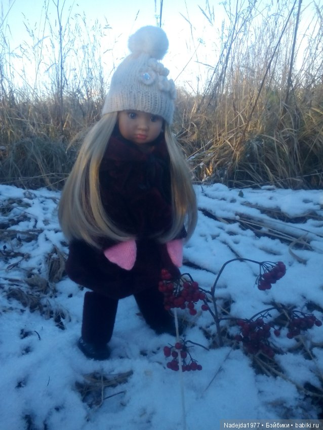 Марейка прогулялась по первому снегу