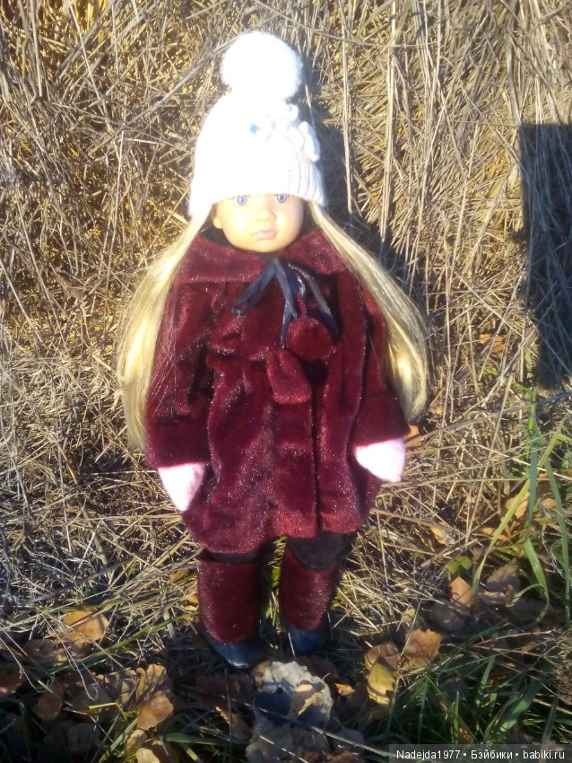 Марейка прогулялась по первому снегу