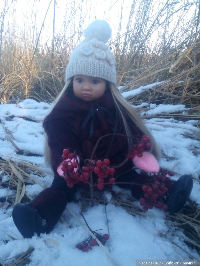 Марейка прогулялась по первому снегу