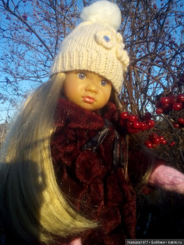 Марейка прогулялась по первому снегу