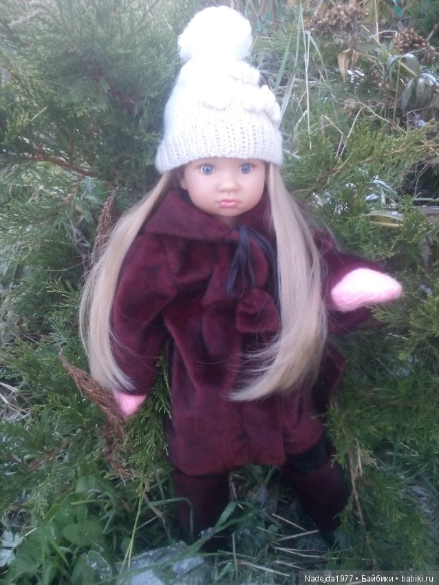 Марейка прогулялась по первому снегу