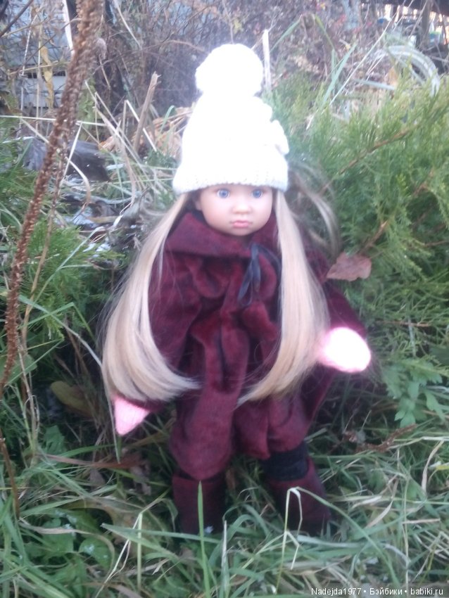 Марейка прогулялась по первому снегу