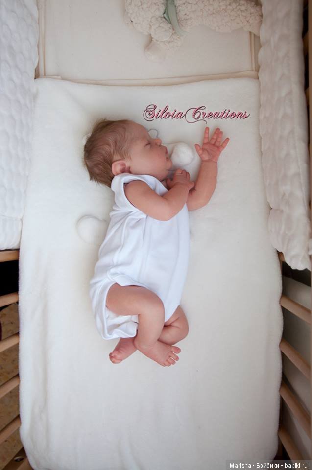 Спящий малыш реборн, молд Xander скульптора Cassie Ann Brace, прототип Silvia Ezquerra (фото 5)