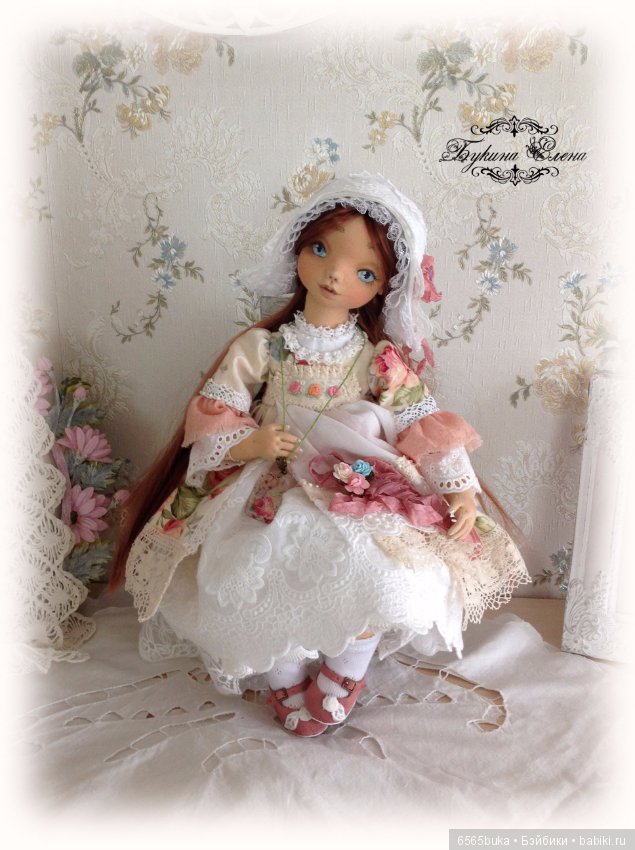 Коллекционная текстильная кукла