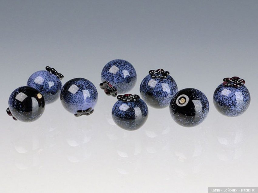 Стеклянные украшения Элизабет Джонсон в технике lampwork