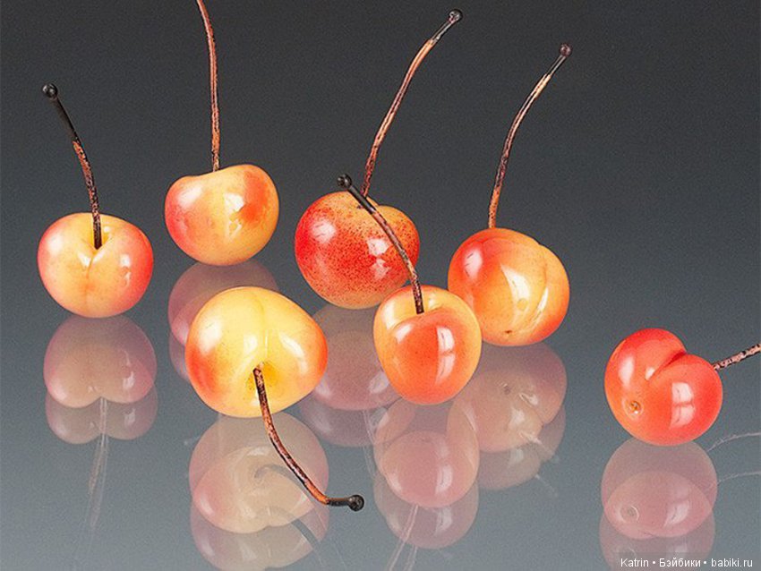 Стеклянные украшения Элизабет Джонсон в технике lampwork (фото 2)