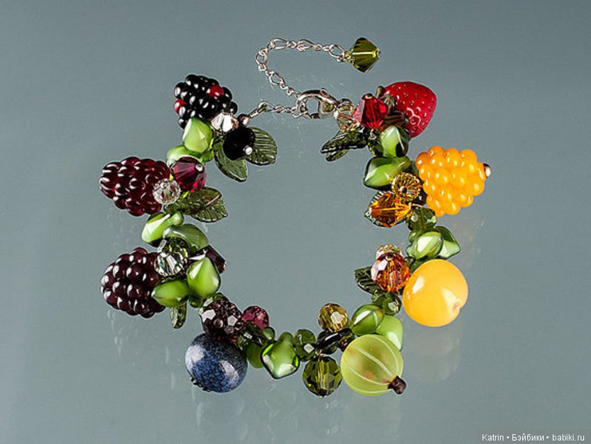 Стеклянные украшения Элизабет Джонсон в технике lampwork