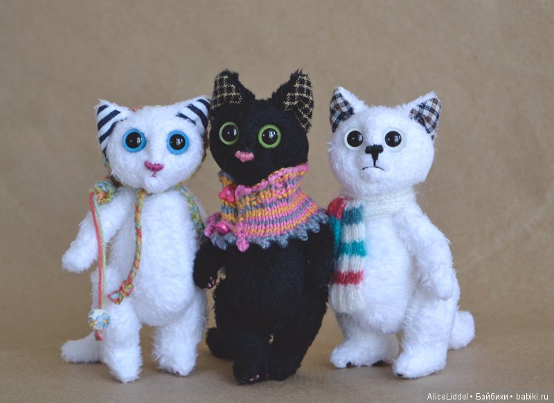 Небольшая стайка очень разных звериков