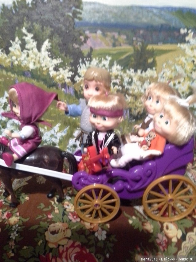 Машка и компания — Куклы Маша и Медведь (Simba): Маша в кармашке (фото 9)