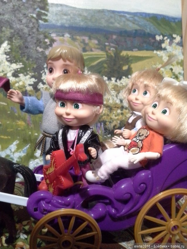 Машка и компания — Куклы Маша и Медведь (Simba): Маша в кармашке (фото 6)